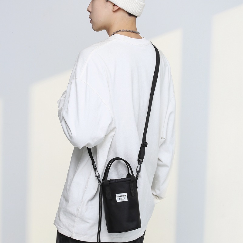 Crossbody bag for men, niche design, bucket workwear, functional style, mobile phone women's sports single shoulder bag, trendy brand