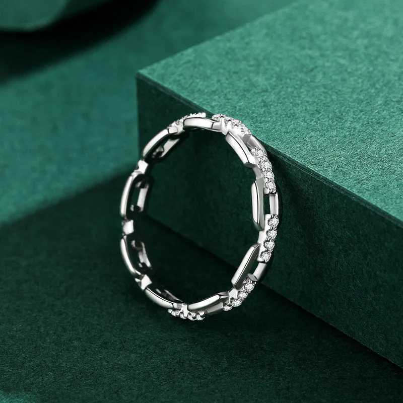 925 Sterling Silver Geometric Clear CZ Ring for Women Exquisite Stackable Finger Rings Wedding Party Statement Jewelry GiftXJ250514