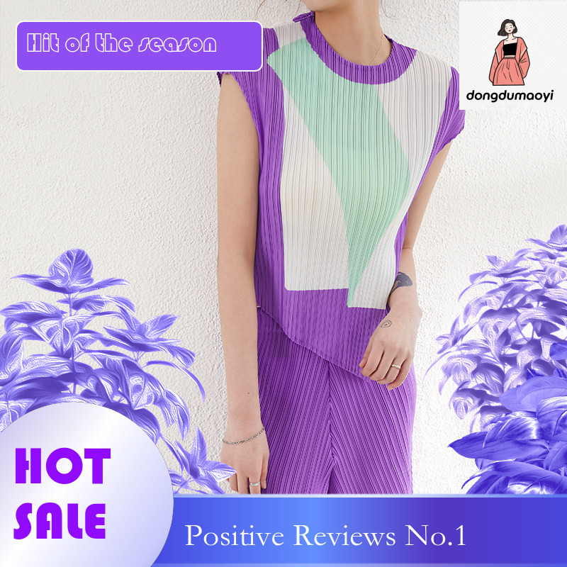 dongdumaoyi Summer pleated niche T-shirt 2025 new print half sleeve slimming versatile design sense irregular top for women