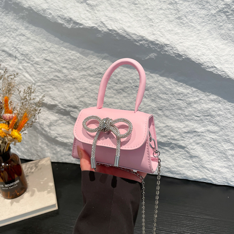 New Free Delivery Designer Bag 2025 New Style Design Single Shoulder Stylish Solid Color Strap Luxury Bag Cover Handheld Texture Crossbody Bag