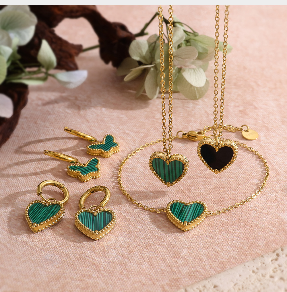 Minimalist Double-Sided Heart Necklace Set with Green Malachite, French Vintage Style, 18K Gold Plated Titanium Steel Jewelry for Women