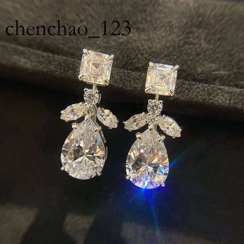 2024 Elegant Sparkling Dangle Earrings Jewelry Sterling Sier Water Drop Pear 5A Cubic Zircon CZ Dia Gemstones Party Eternity Women Earring Gift