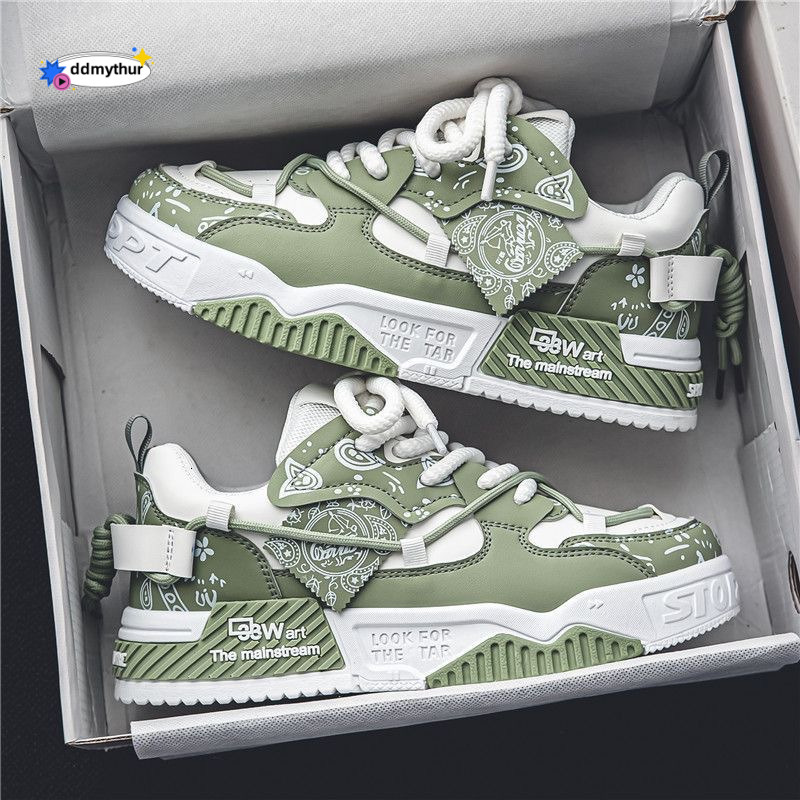 Men's 2025 new spring versatile casual board shoes, men's niche thick soled sports dad trendy shoes ddmythur