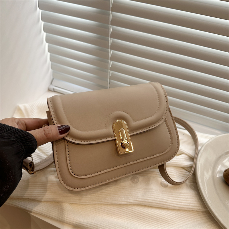 Free Delivery Designer Bag Texture Lock For Women 2025 Autumn/winter Shoulder Bag Premium Simple Commuter Underarm Small Square Bag Luxury Bag