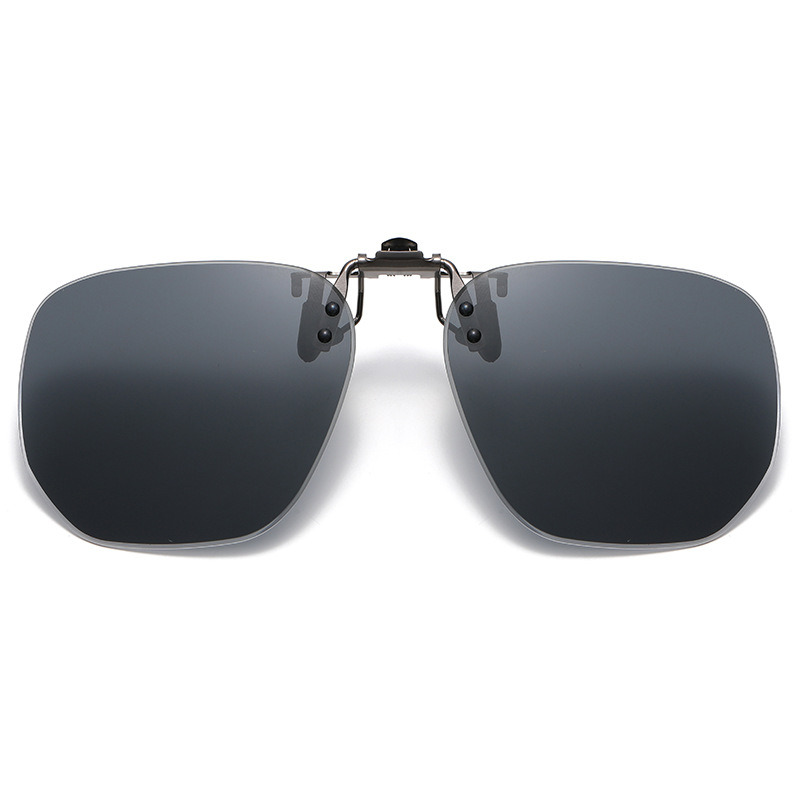 Designer Sunglasses For Women Polarized Sunglasses Clips Fashionable And Personalized Myopia Clips Dual-purpose Color-changing Sunglasses Clips