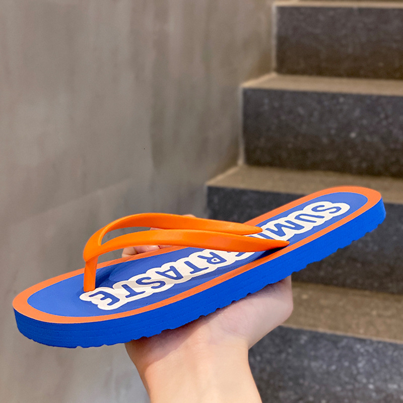 2025 New Summer Internet Celebrity Word Drag Women's Thick Bottom Outdoor Wear Beach Fashion Clip Toe Cool Slippers Women ddmythur