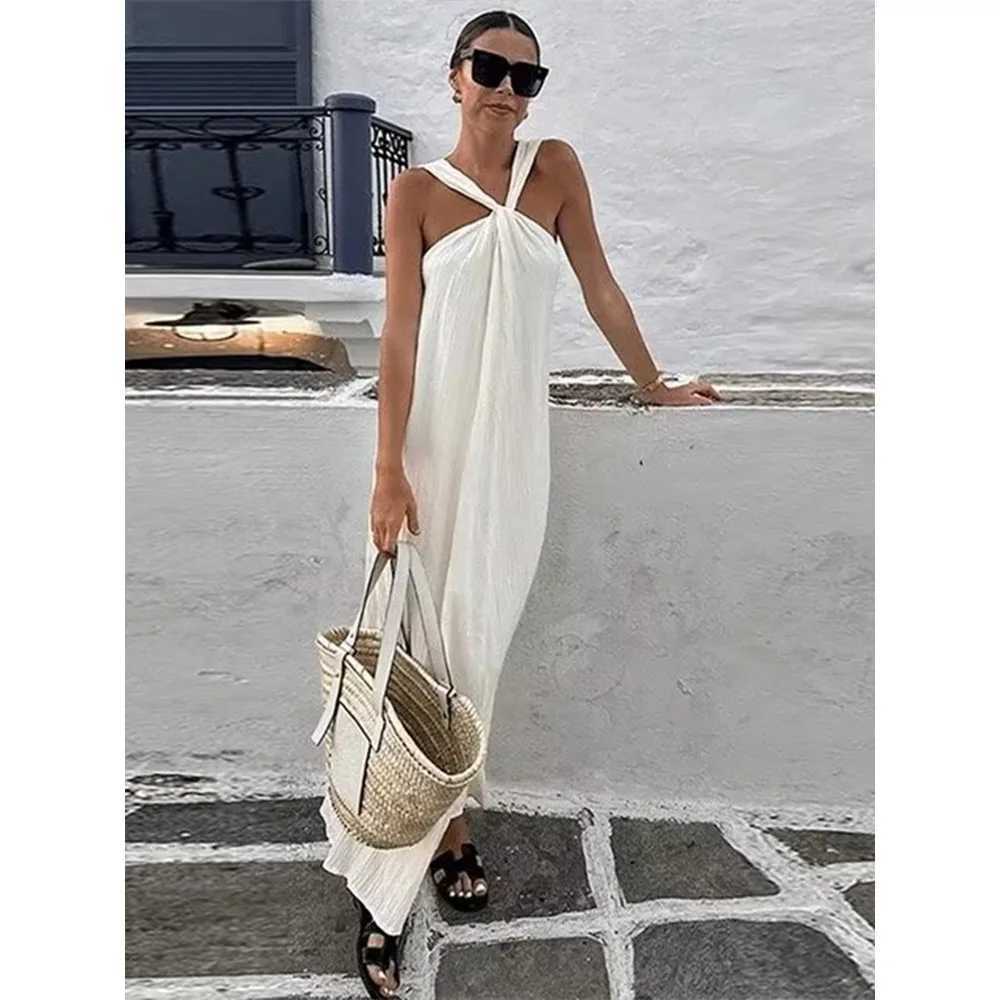 2025 Spring Womens High Street Sexy White Off-the-shoulder Halter Pleated Floor-length Dress Fashion Sleeveless Loose DressXJ250514