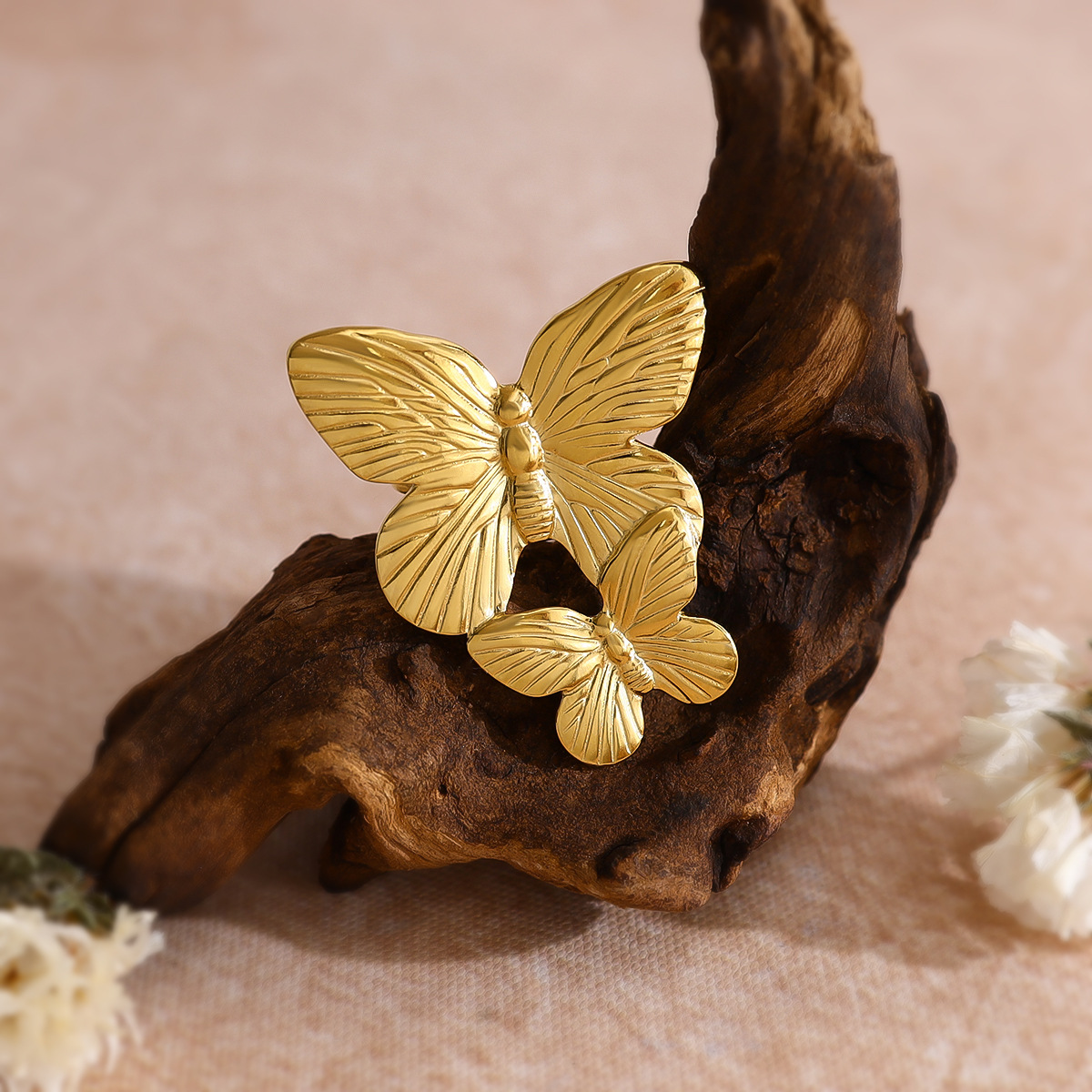 Exaggerated Butterfly Design Ring - Unique Double-layer Textured Stainless Steel Ring with PVD 18K Gold Plating for Women