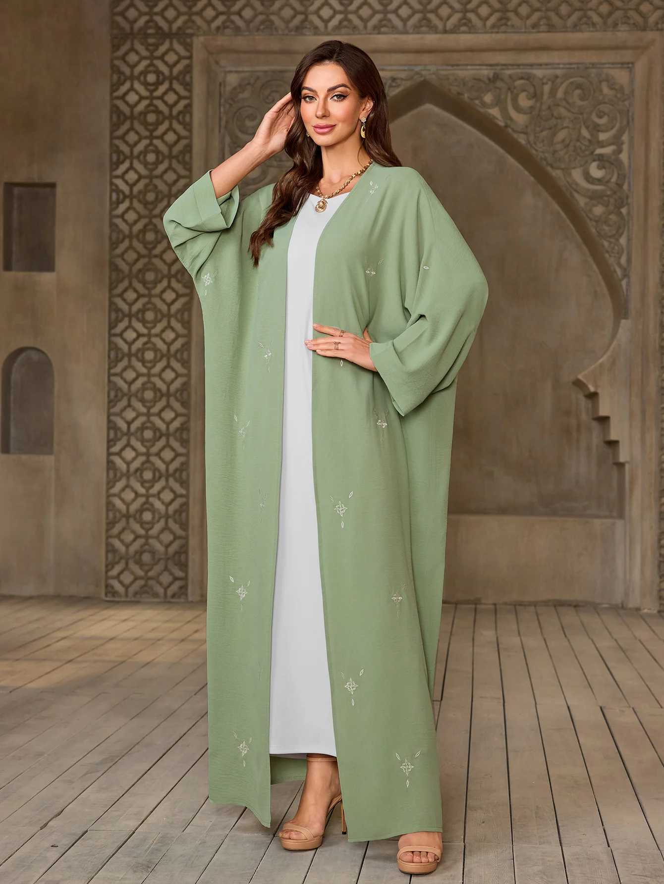 Muslim Womens Light Grn Islamic Abaya with Embroidery for Modest Fashion in Dubai Saudi Arabia and Other Middle East Regions X250514