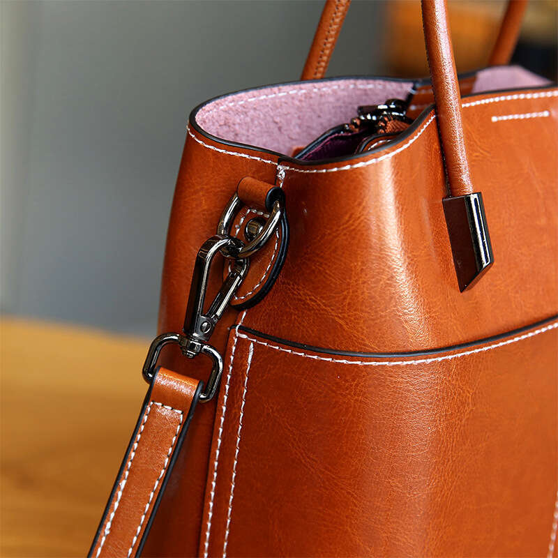 2025 New High-End, Fashionable Versatile Leather Bucket Casual And Simple Women's Handbag, Single Shoulder Crossbody Bag, Trendy