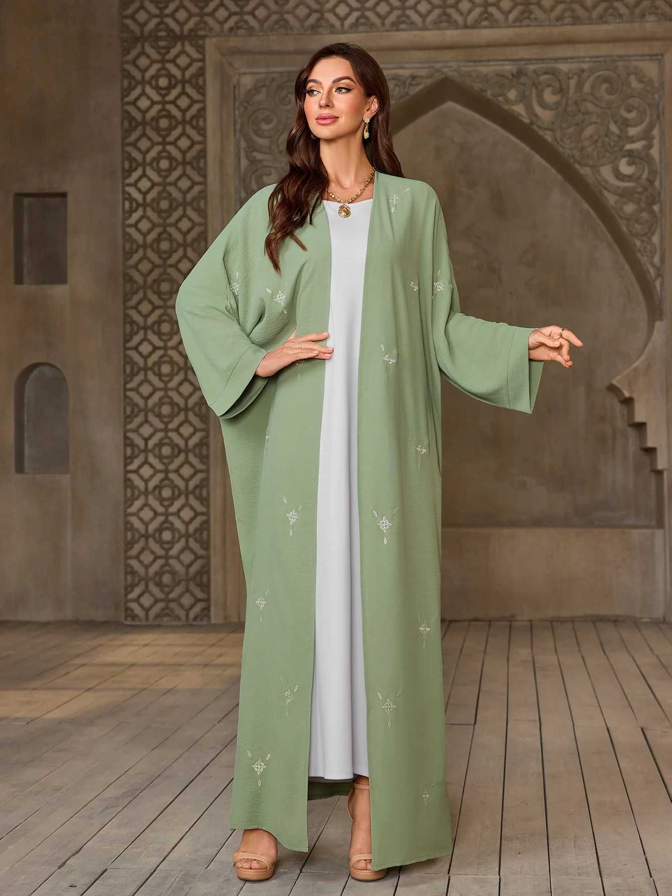 Muslim Womens Light Grn Islamic Abaya with Embroidery for Modest Fashion in Dubai Saudi Arabia and Other Middle East Regions X250514