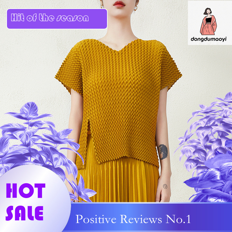 dongdumaoyi Miyake 2024 summer clothing pleated V-neck short sleeved top T-shirt for women, loose and wrinkle resistant versatile high stretch women&#