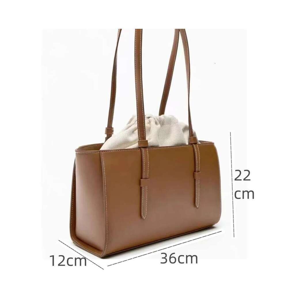 New Fashionable High-Quality Shoulder Wild Drawers Bouquet Mouth Totebag Multifunctional Soft Leather Messenger Bag
