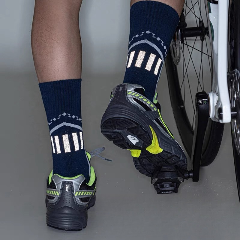 Designer Socks New Men s Bicycle Towel Bottom Sports Professional Running Socks Sweat Absorbing Middle Socks Men s Sports Socks Night Reflective Socks