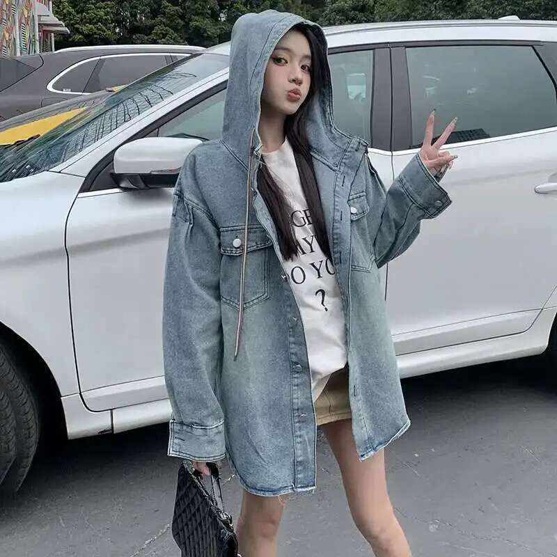 DEAT Fashion Drawstring Hooded Denim Jacket Women's Loose Single Breasted Light Blue Long Sleeves Causal Jackets New 7AB8356