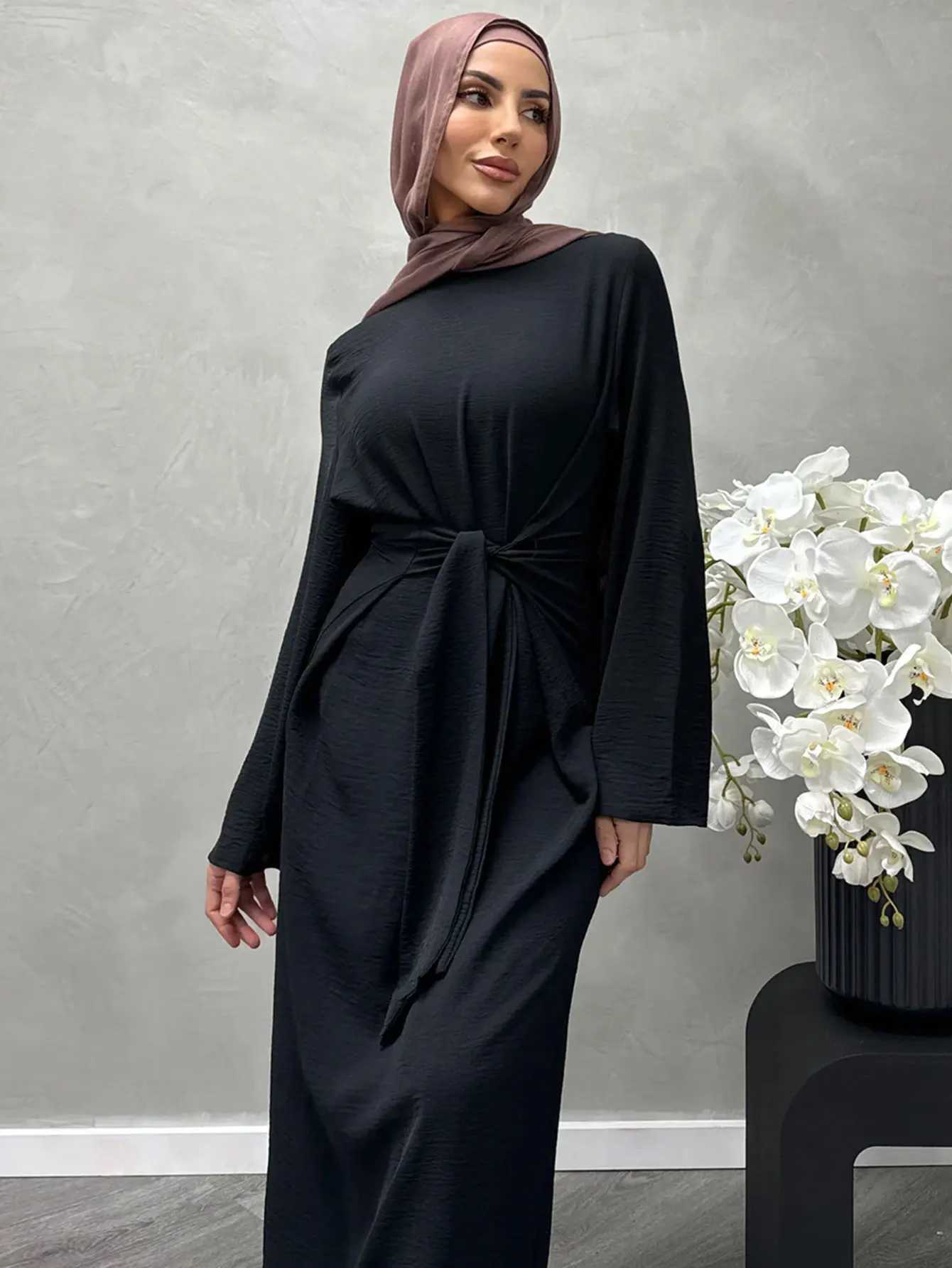 2025 Fashion Dubai Solid Belt Long Dresses For Muslim Woman Elegant Casual Marocain Islam Saudi Plain Caftan Turkish Clothing X250514