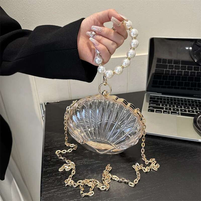 Evening Banquet Shell Aristocratic Acrylic Metal Chain Crossbody For Women European And American Fashion Handle Bag