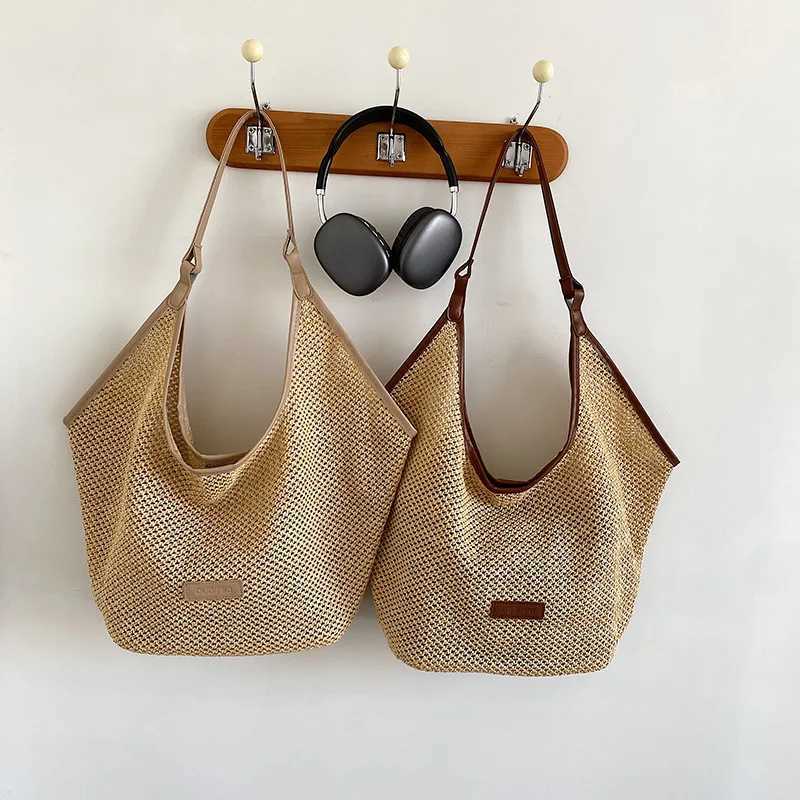 Woven StrAW Shoulder Bag Beach Handbag Summer Designer Bags Hollow Out FAshion Beach Bucket Handbag Bag 2025 Z250514