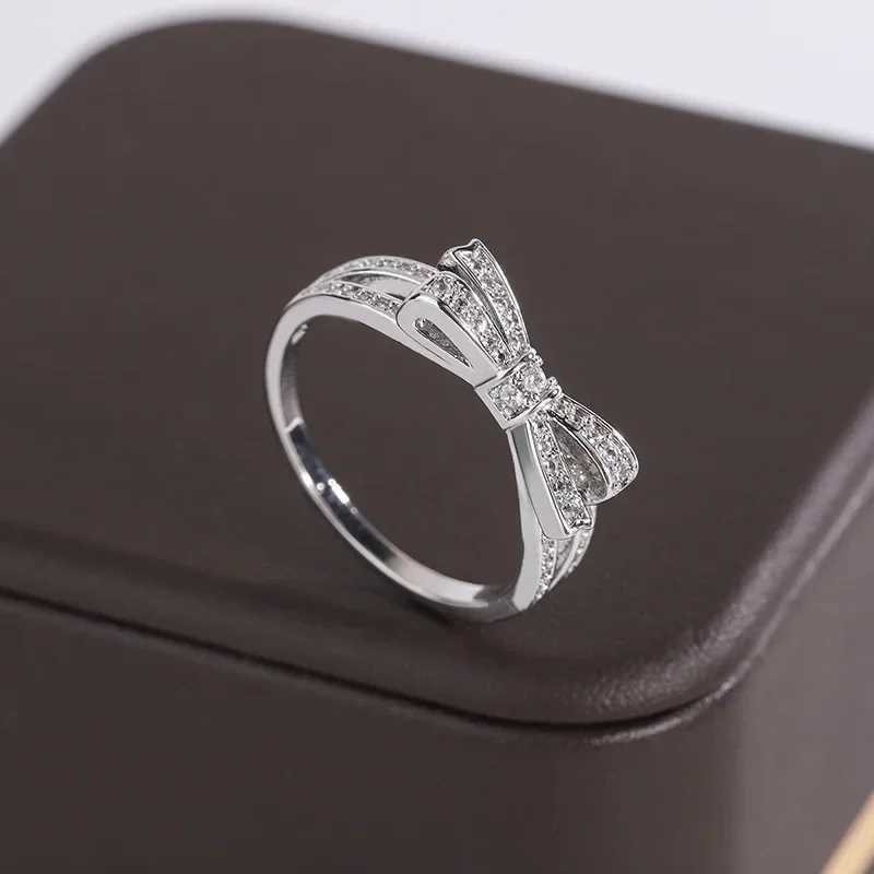 925 Silver Plated Ring for Women Beautiful Bow Sparkly Zircon Jewelry Party Jewelry Engagement Ring Wedding RingXJ250514