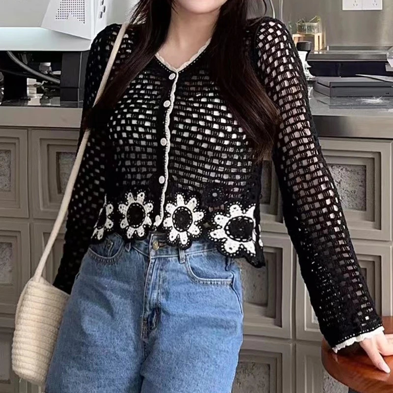 Floral Crochet Top Long Sleeve Sheer Open Knit Button Up Crop Blouse Women Teengirl Spring Summer Fairycore Boho Vacation Outfit 250514