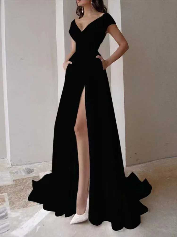 Elegant Long Chest-wrapped Ruffled Solid Color Crossbody Waist Slit Mid-waist Solid Color Temperament Commuting Evening DressXJ250514