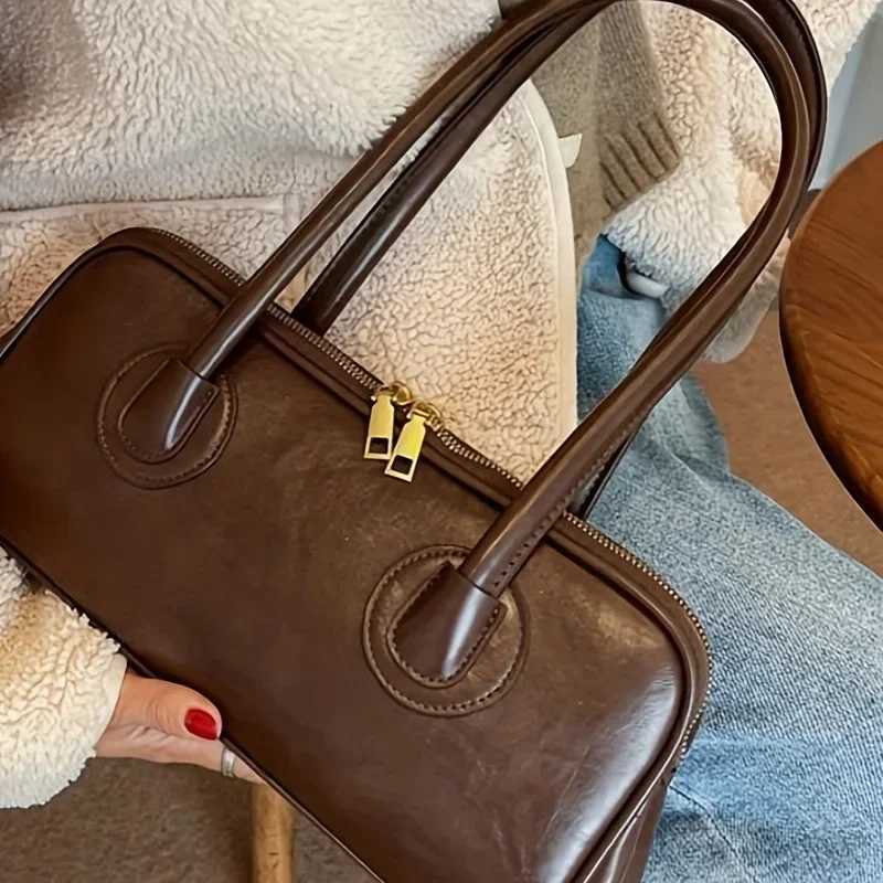 Fi Portable Baguette Bag High-quality Pu Large-capacity Bowling Underarm Shoder Bag Niche Design Light Luxury Z250514