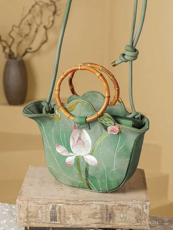 Women Cottagecore Floral Embroidery Stylish Green Shoulder Bag 2025 Female Chinese Vintage Retro Chic Designer Bamboo Handbag