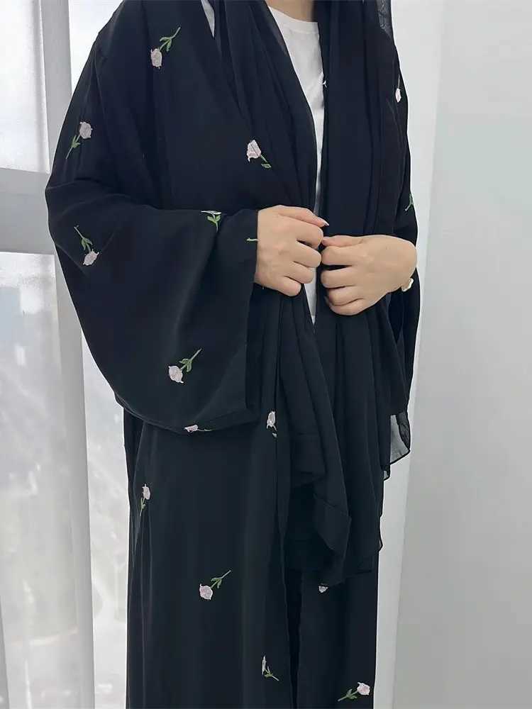 Open Muslim Women Embroidery Kimono Abaya Dubai Elegant Kaftan Modest Hijab Dress Set Islam Caftan Marocain Robe Femme Musulmane X250514