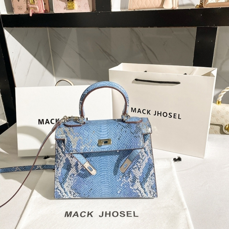 Designer Pack Hong Kong Snake Patterned Light Luxury Leather Kelly For Women Fashionable Handbag Crossbody Style Women S Bag Free Shipping