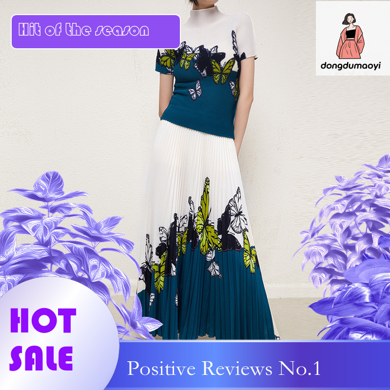 dongdumaoyi Wrinkle suit small shirt top fashionable design sense niche Miyake T-shirt printed pleated skirt two-piece set