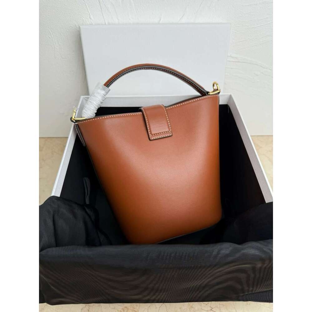 New Bucket Handbag Cowhide Single Shoulder Diagonal Cross Fashionable Versatile Classic Women's Bag