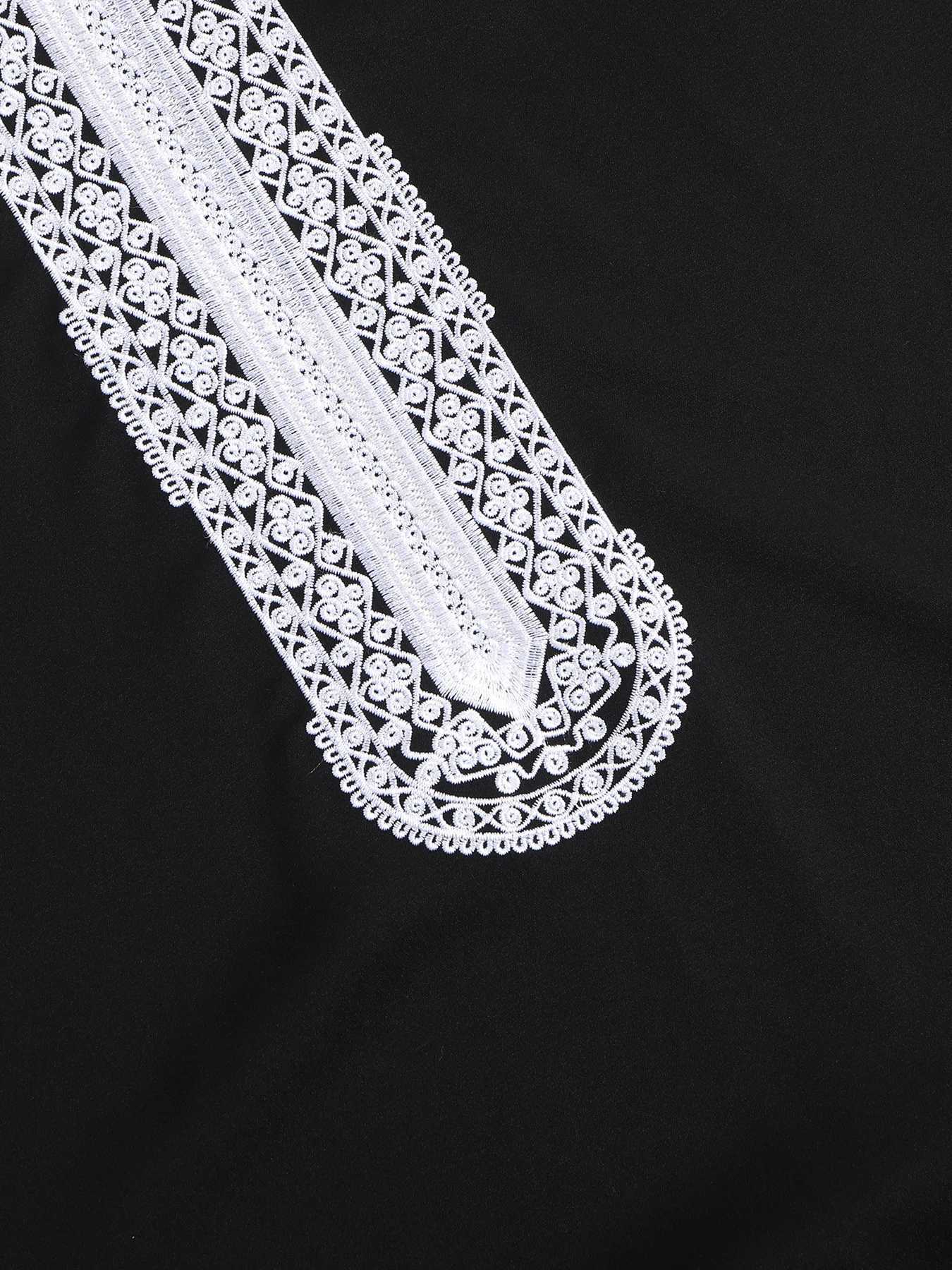 2024 New Muslim kaftan Men Short sleeve embroidered Moroccan Arab ethnic style robe casual party Jubba Thobe in Dubai Turkey X250514