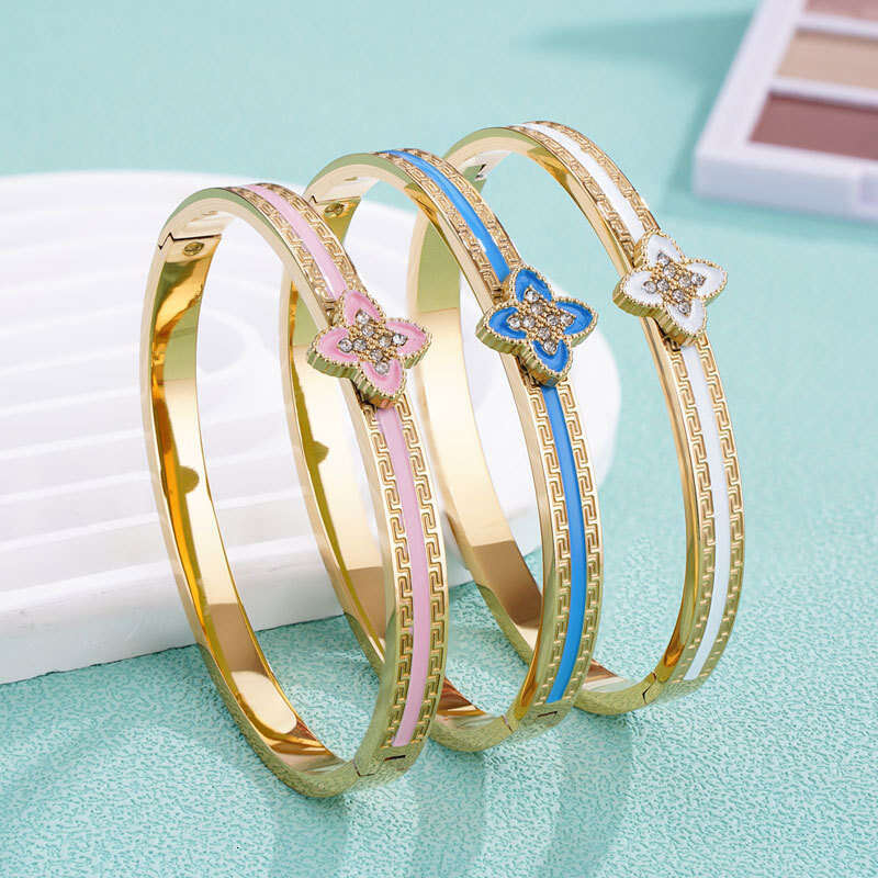Luxury Jewelry four leaf Clover Bracelet titanium steel Gold color Plate Agate Diamond Fashion Charm Chain ins fashion design Wedding Gift Party Good 