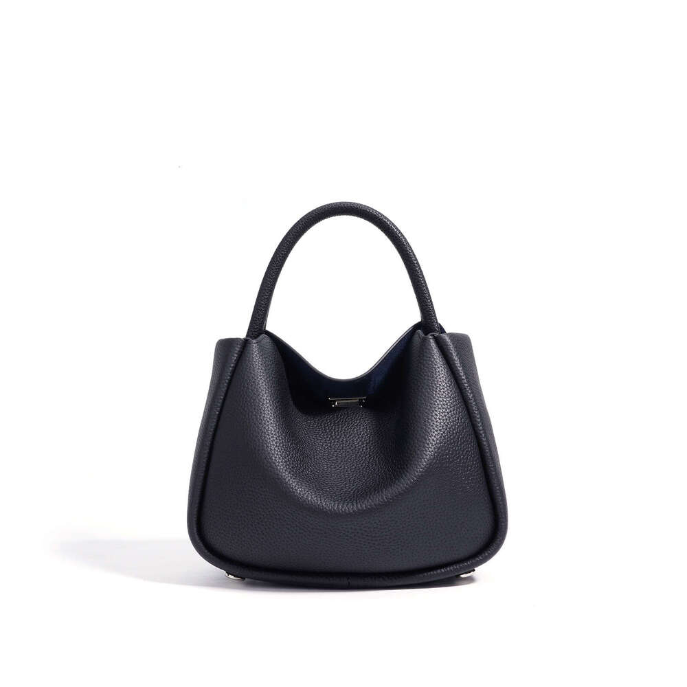 2025 Spring New Small And Unique Extremely Simple Versatile Commuter Underarm Luxury Cross Shoulder Women's Bag