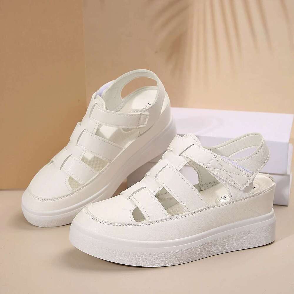 Platform Trend Lightweight Casual Fashion Anti Slip Beach Sandals Summer New Shoes for Women