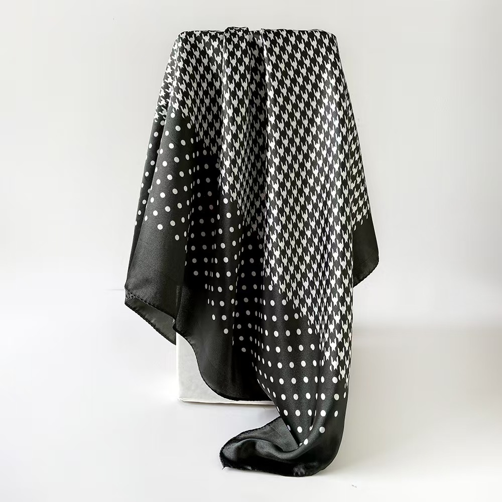 T710 new houndstooth polka dot print square scarf high-end European and American headscarf shawl outer decoration scarf