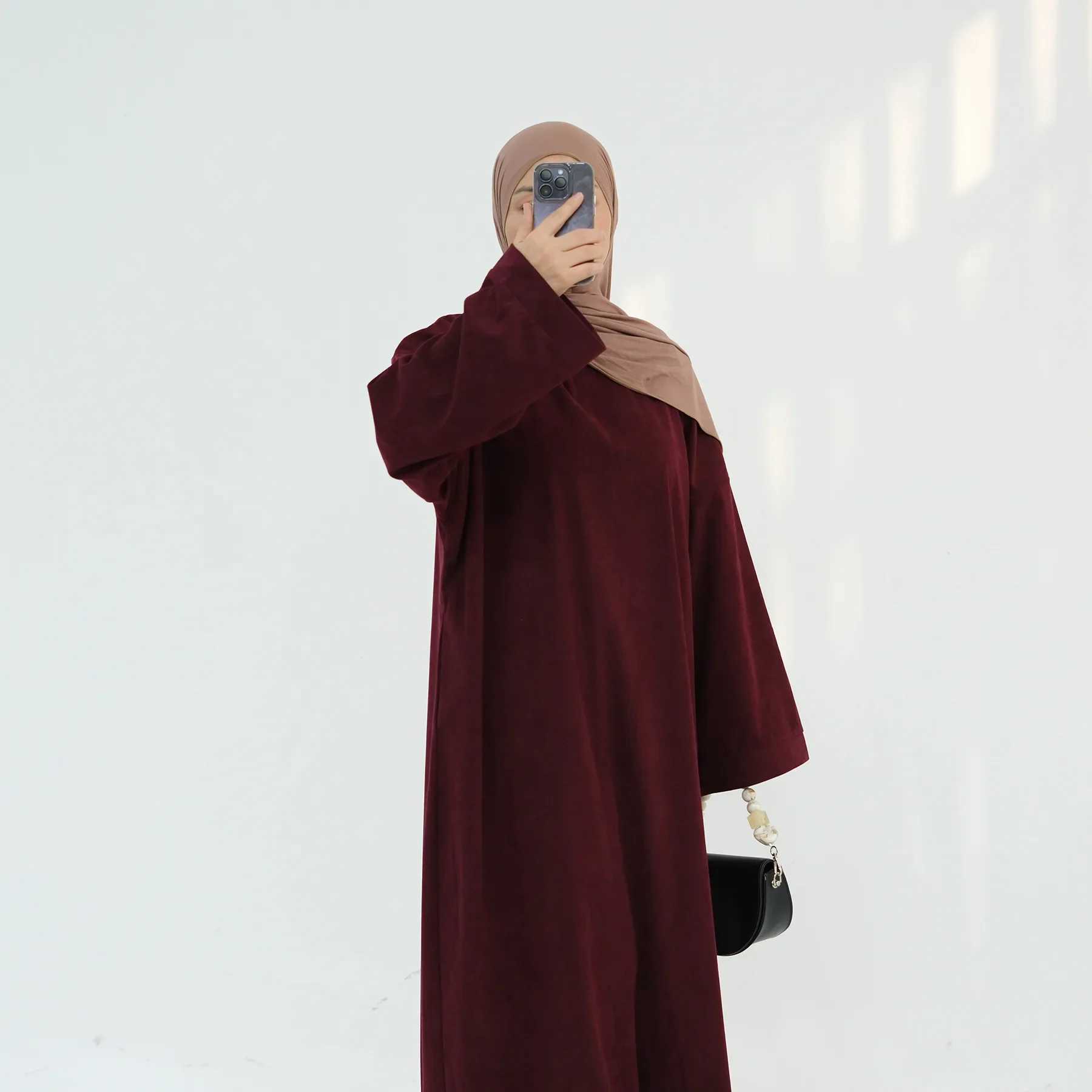2024 Winter Dubai Women Corduroy Abaya Dress Ramadan Eid Arabic Modest Muslim Clothing Islam Party Jalabiya Fashion Turkey Robe X250514