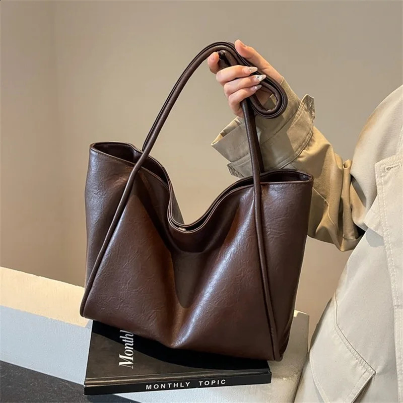 Elegant PU Leather Shoulder Bag for Women Versatile Top Handle Purse Chic Handbag Lightweight Two-Way Tote for Work Weekend 250513