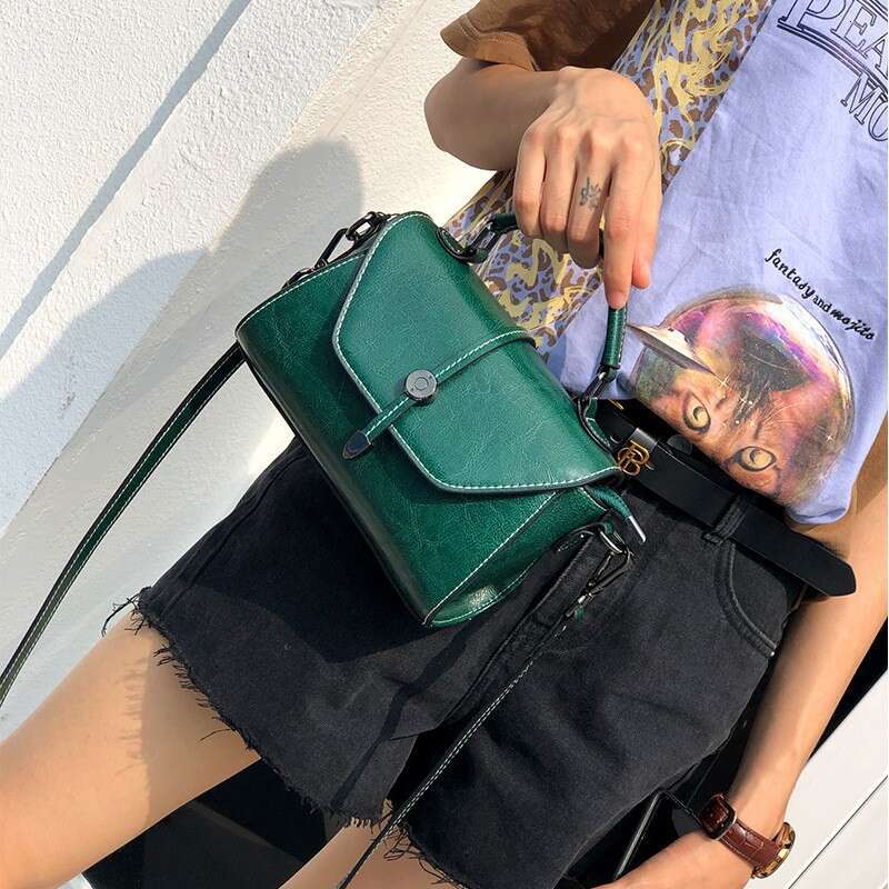 Cowhide small fashionable versatile handbag, shoulder women's temperament crossbody bag, 2025 new style, chic and elegant clothing