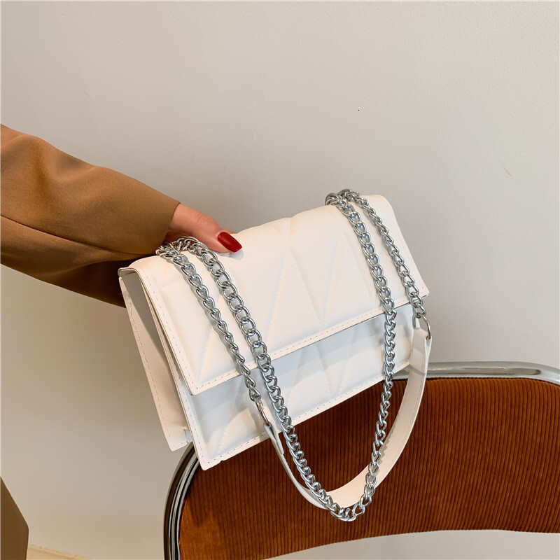 Free Delivery Designer Bag Small 2025 New Trendy Korean Version Foreign Style Lingge Chain Embroidered Thread Small Square Mini Crossbody Shoulder Lux