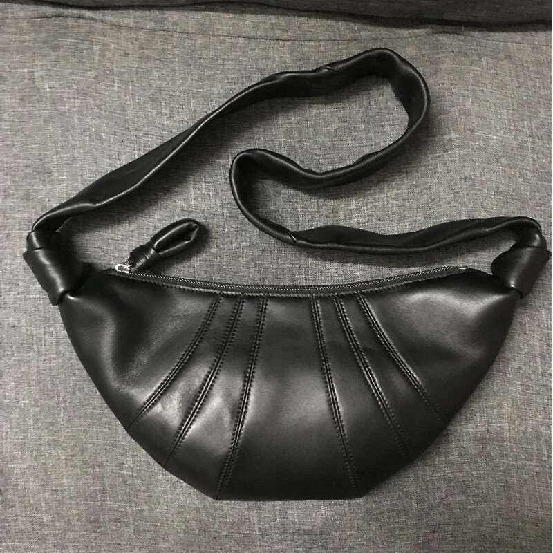 2025 Niche Design Leather Thread Shoulder Deluxe Croissant Shaped Crossbody Soft High Quality Business Hobo Bag