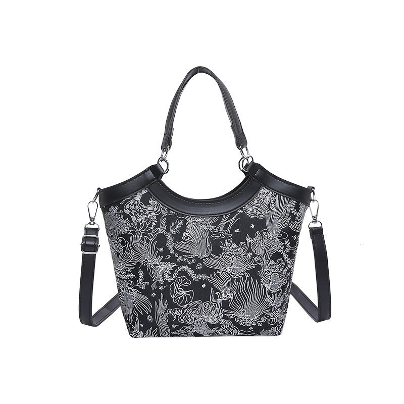 New New Free Delivery Luxury Bag Designer Bag Chinese Style Handbag For Women In The Spring Of Featuring Silk Embroidery And A Highend Single Shoulder