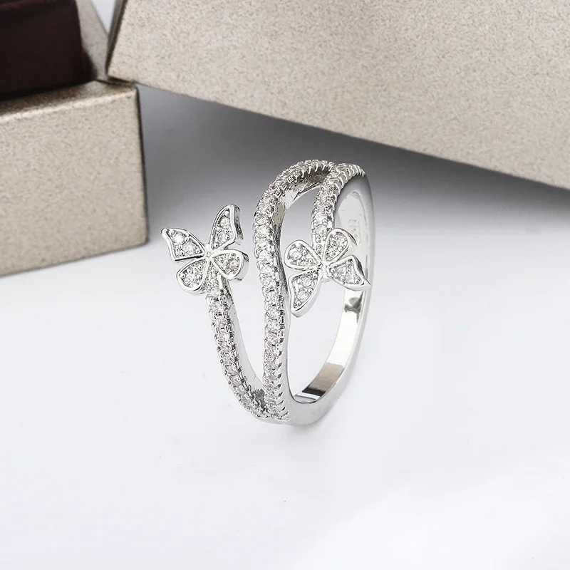 925 Silver Plated High Quality Niche Design Butterfly White Zircon Ring Womens Party Birtay Jewelry GiftXJ250514