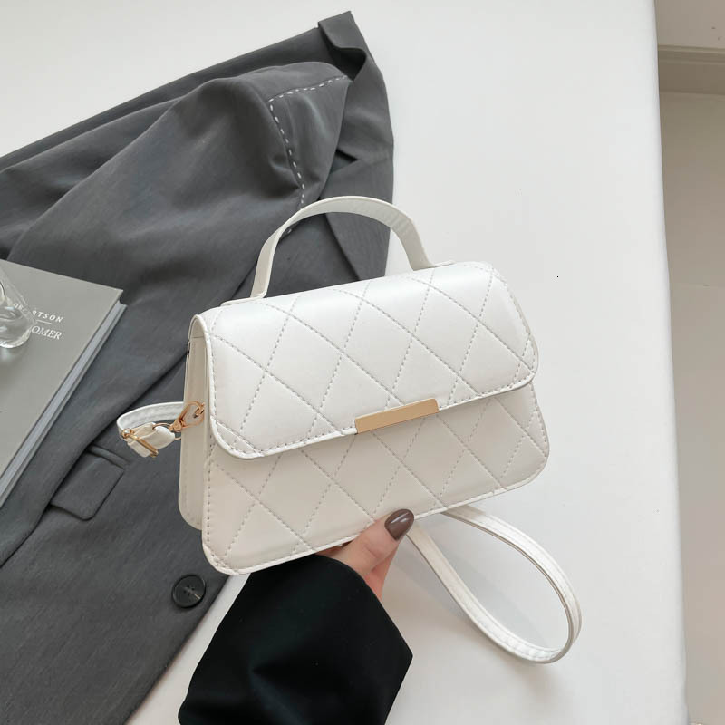 Lingge Embroidery Thread For Women Spring 2025 New Single Shoulder Luxury Bag Crossbody Bag Casual New Free Delivery Designer Bag Commuter Small Squar