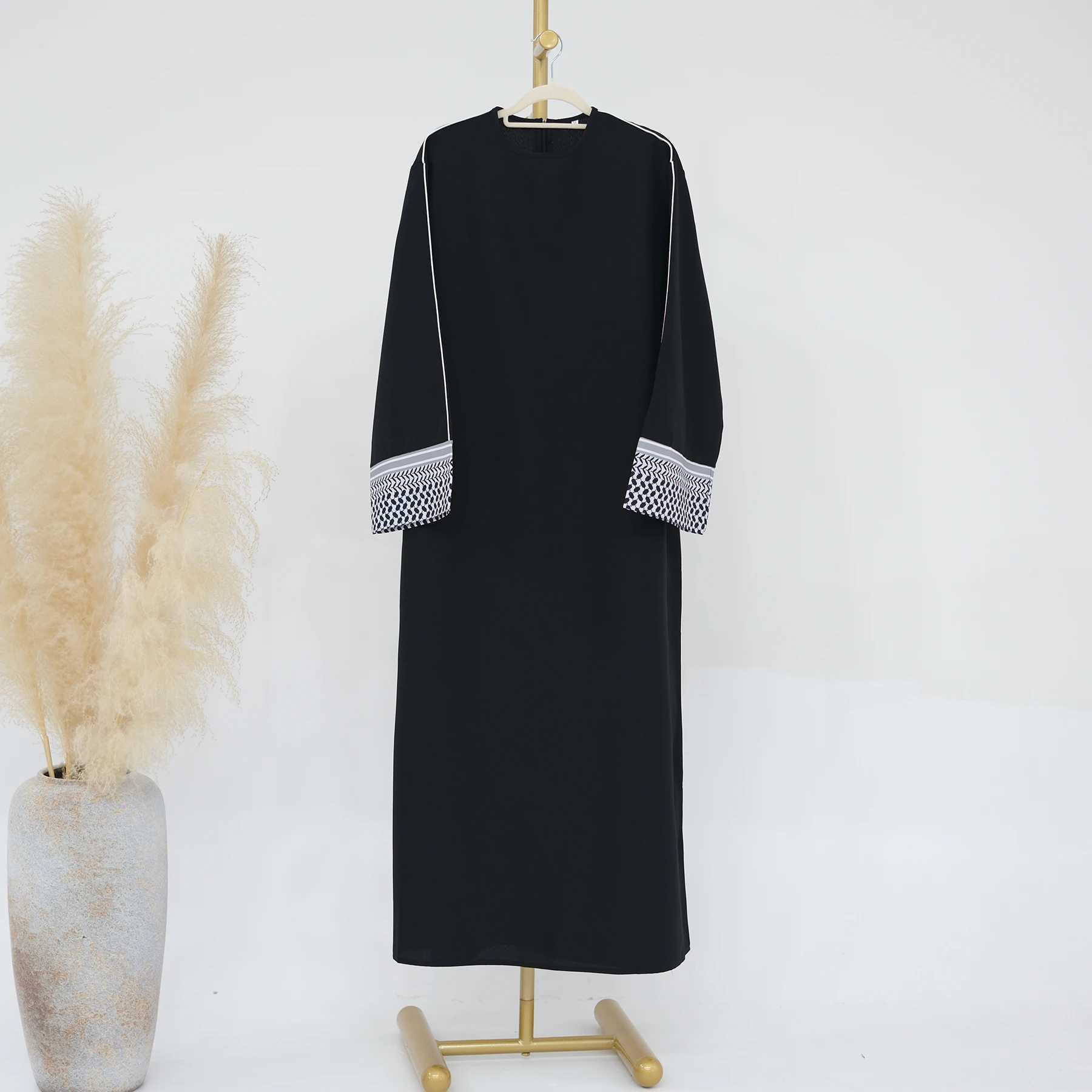 2024 Latest Panestine Kefiyyeh Printed Abaya Ramadan Eid Closed Abaya Dubai Women Muslim Dress Modest Islamic Clothing Robes X250514