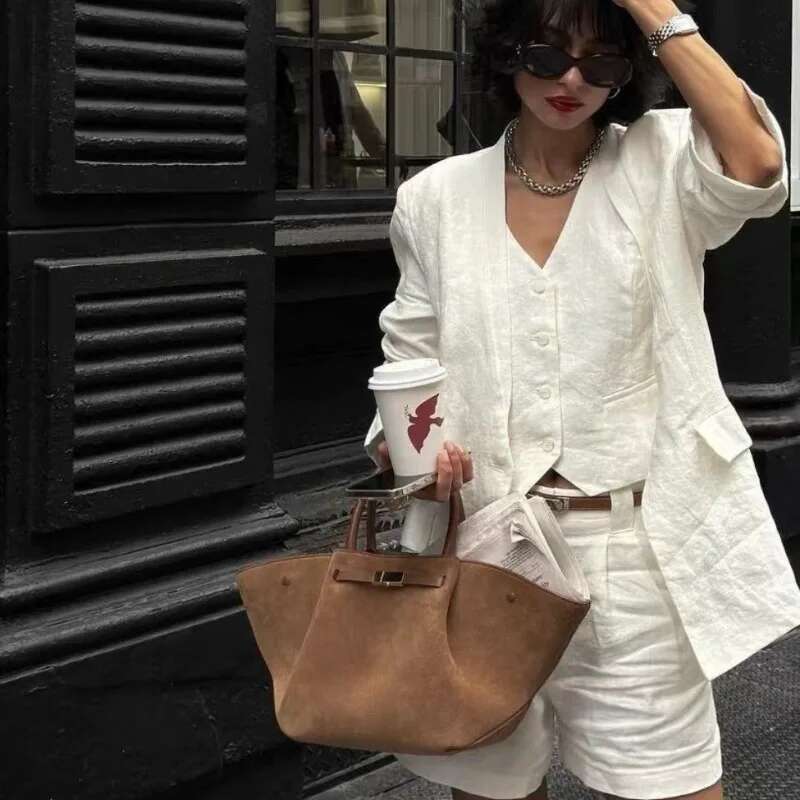 Wing European And American Fashion Dumpling Handheld Large Capacity Tote Bun, Versatile New York Bun