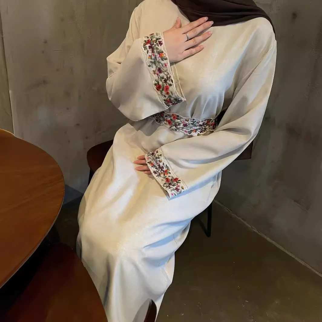 Linen Embroidery Muslim Dress Women Print Abayas for Women Long Slve with Inner Cloth Temperament Robe Arab Turkey Dubai Abaya X250514