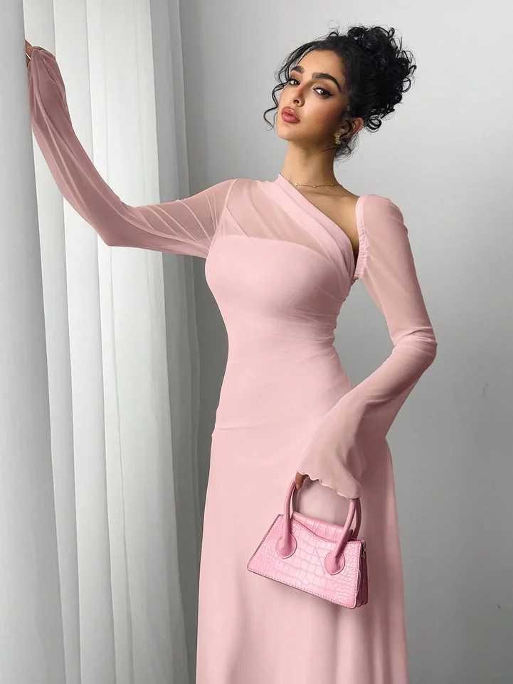 New spring/summer womens pink tulle explosion slim irregular diagonal shoulder ultra long dressXJ250514