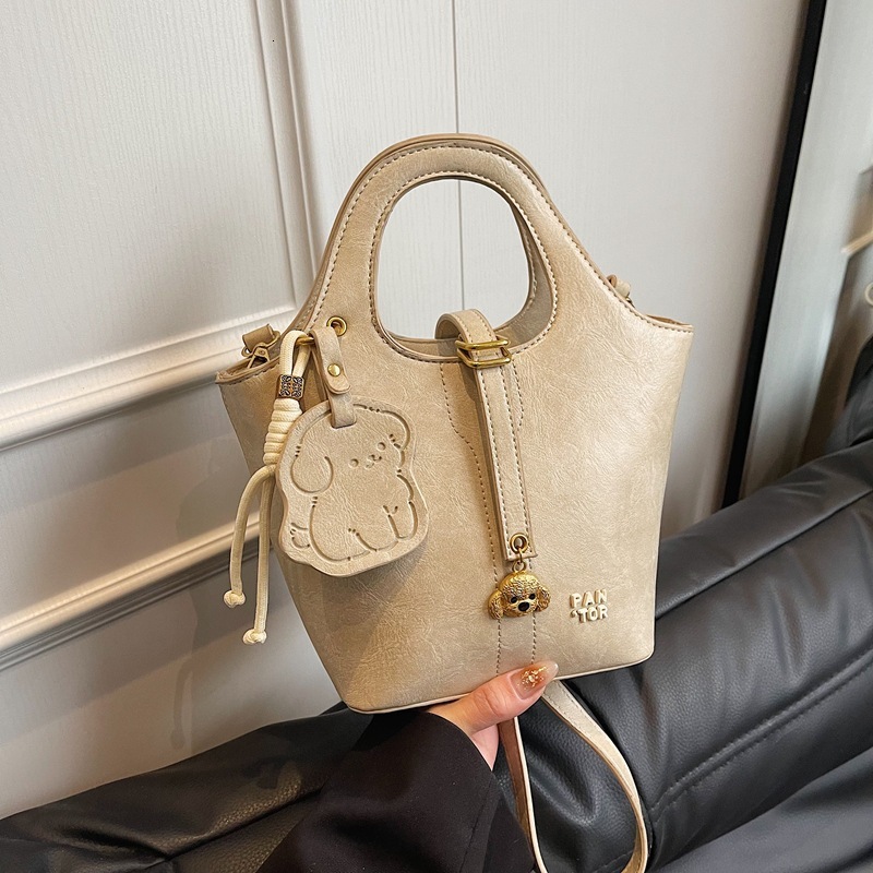 Designer Handbag Small Niche Fashion Simple One Shoulder Casual Bag Hand held Bucket Multifunctional Women s New Mini Storage Bag Free Shipping