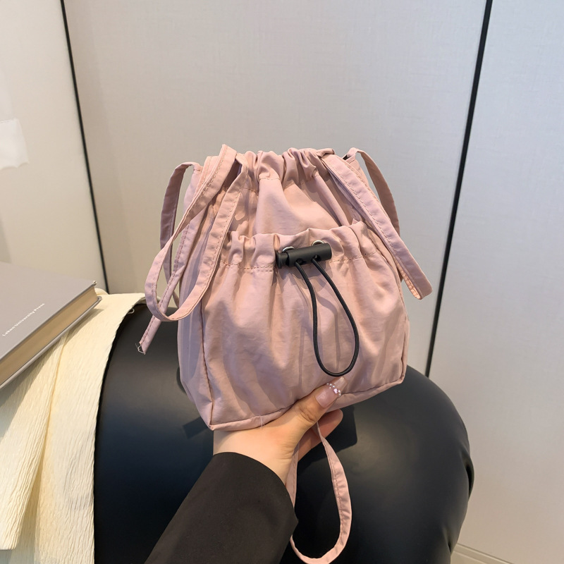 Free Delivery Designer Bag Simplified Korean Version Of Forest Style Small Shoulder Lightweight Nylon Phone 2025 New Lazy Pleated Drawstring Crossbody
